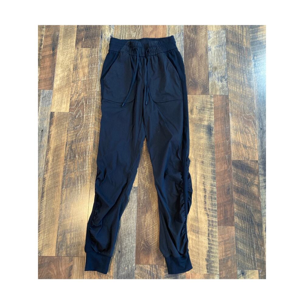 Lululemon Beyond the Studio Jogger Pant High Rise Black Size 2